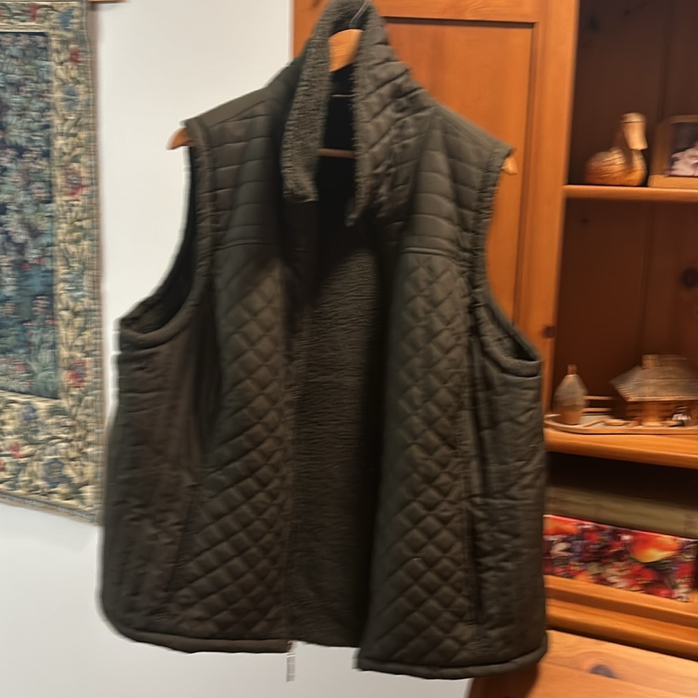 Denim&Co Quilted Forrest Green Fleece Vest
